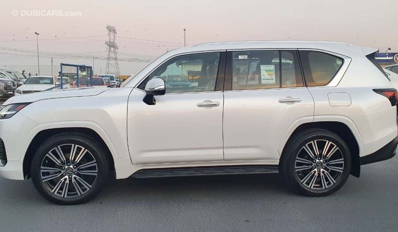 Lexus LX600 F SPORT