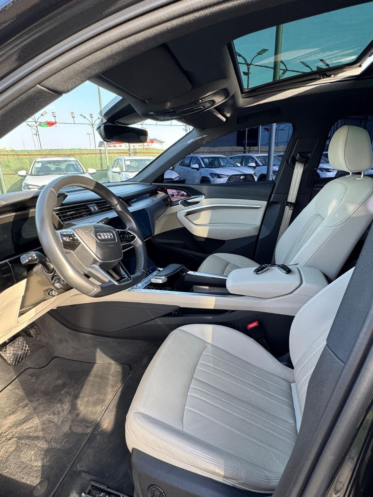 Audi Q8 etron
