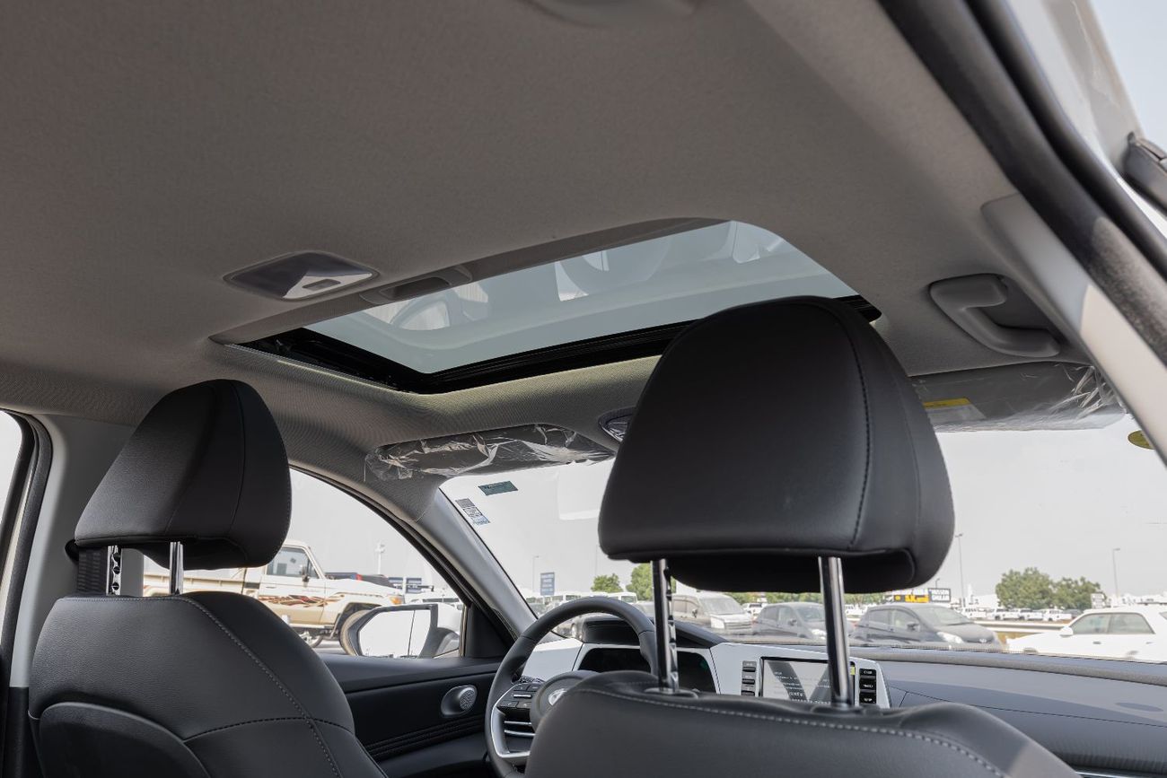 Hyundai Elantra Hyundai Elantra 1.5L GLX Elite Option - Sunroof - 2025 READY STOCK (Export)