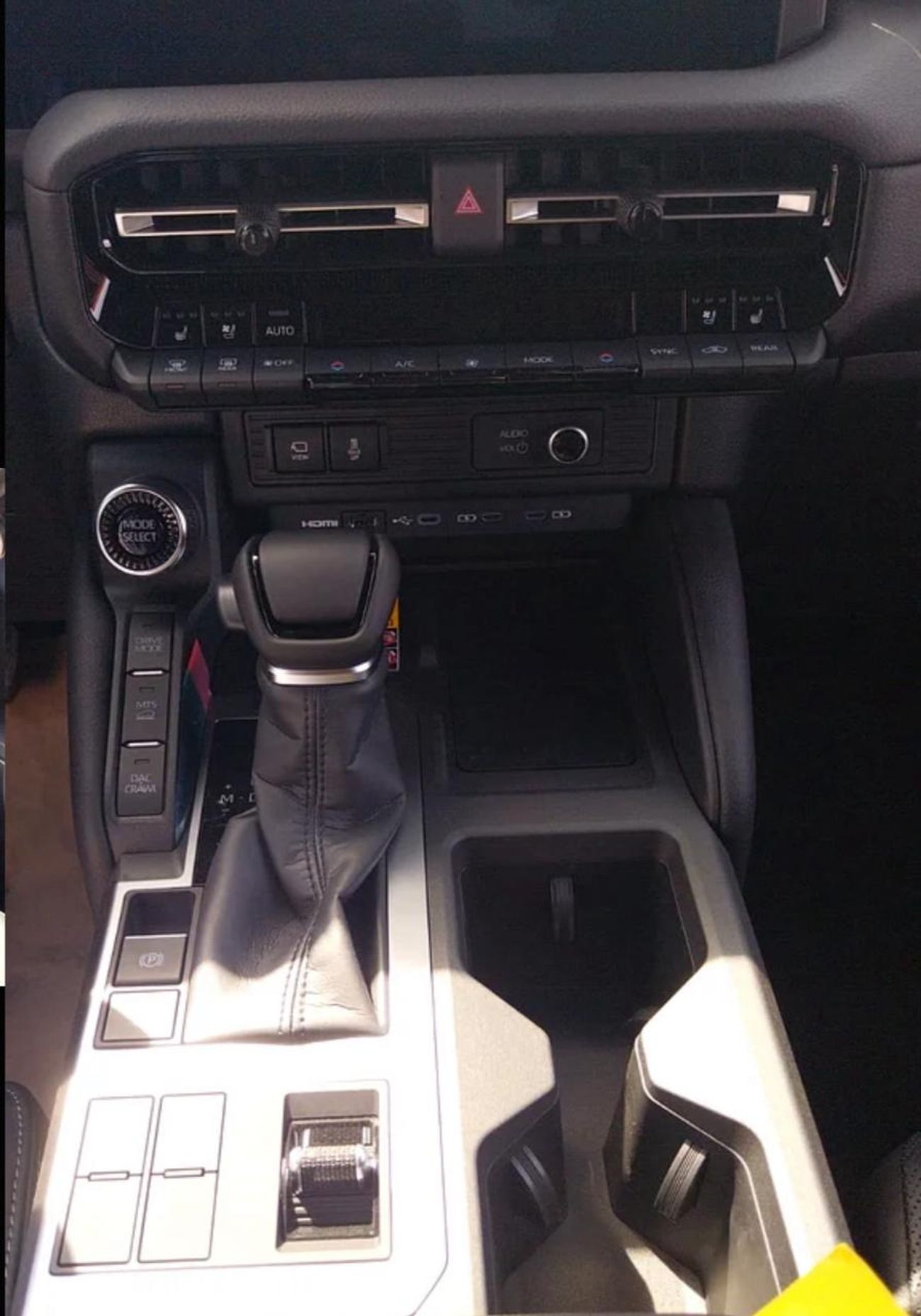 Toyota Prado Toyota Prado luxury premium plus 2.4 2025