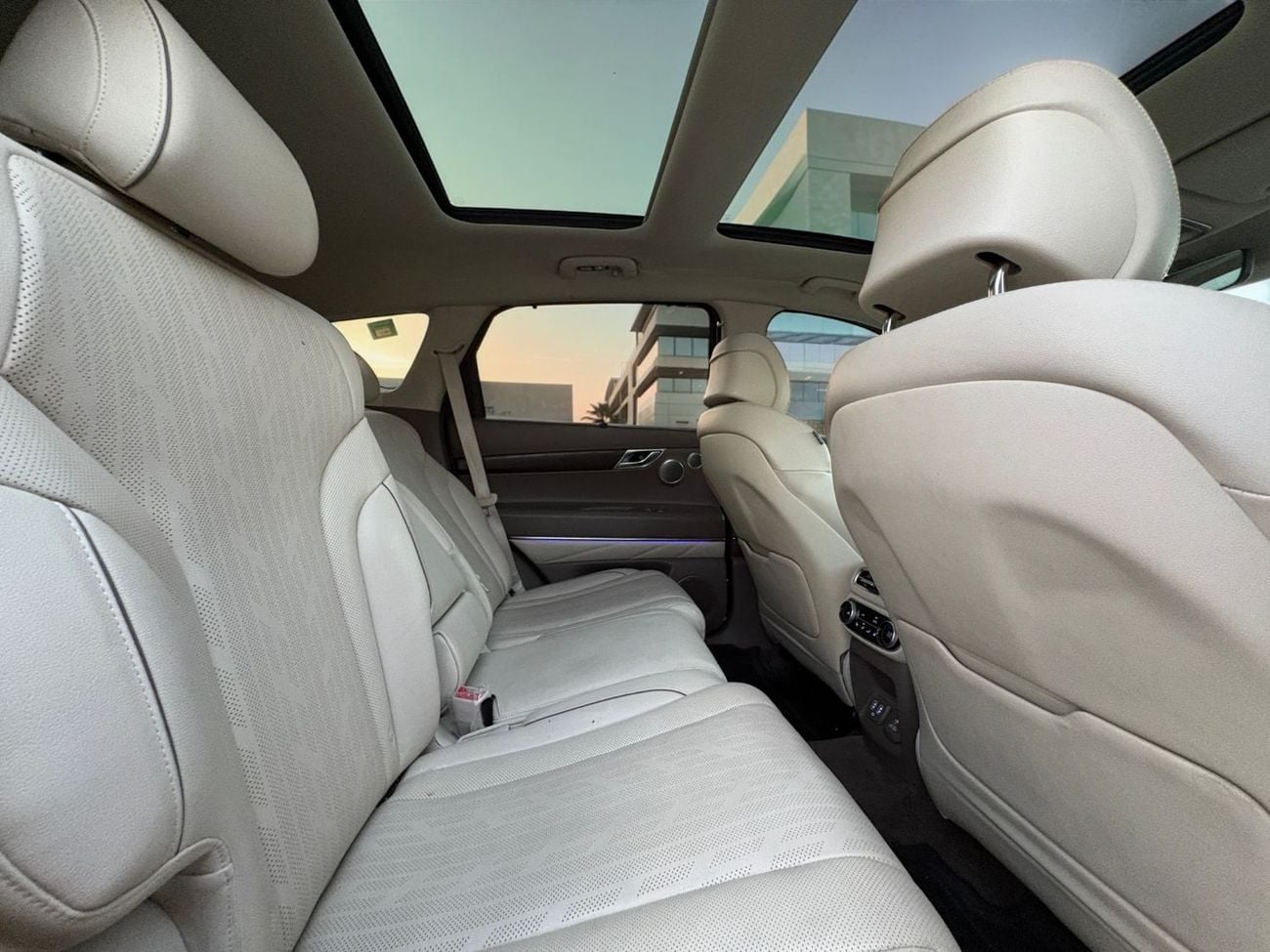 Genesis GV80 Prestige 2.5L RWD AED 1,590 P.M | 0% DOWN PAYMENT | GENESIS GV80 BASE | 2.5T I4 RWD | 2021