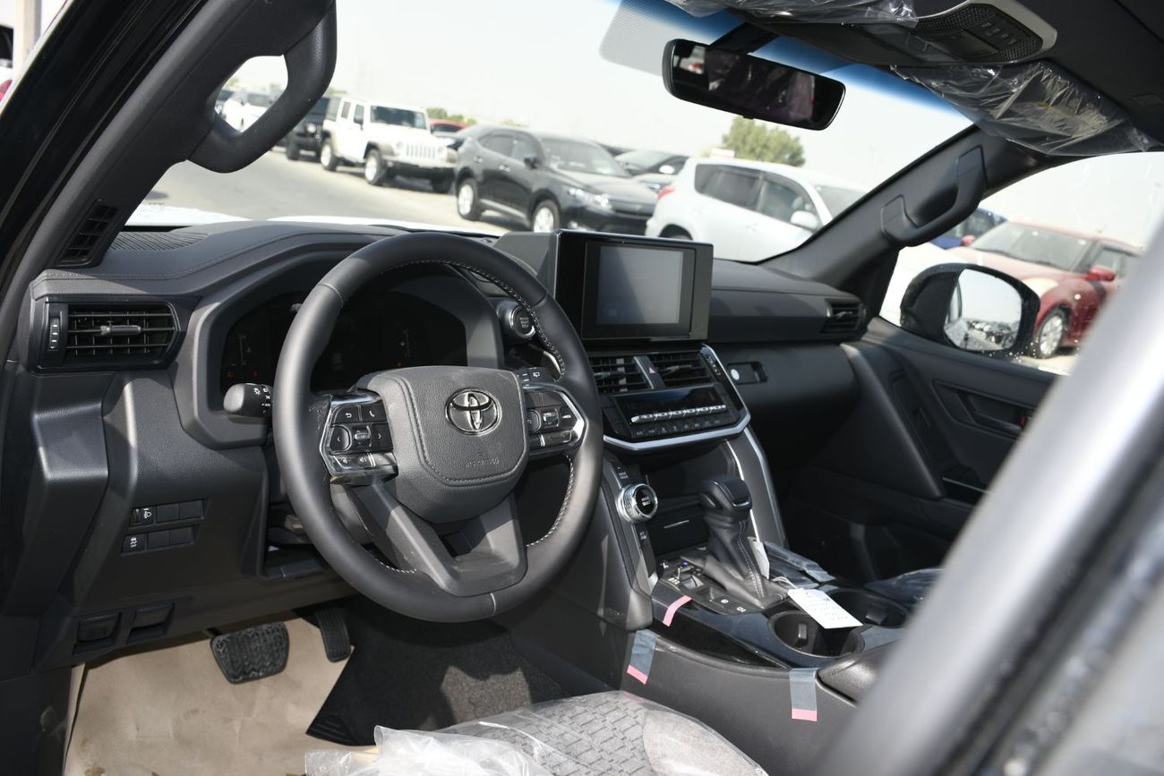 Toyota Land Cruiser 3.5L Twin Turbo Basic Option ( Ready Stock)