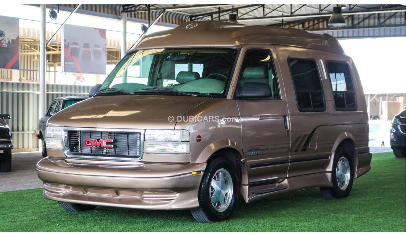 GMC Safari Van