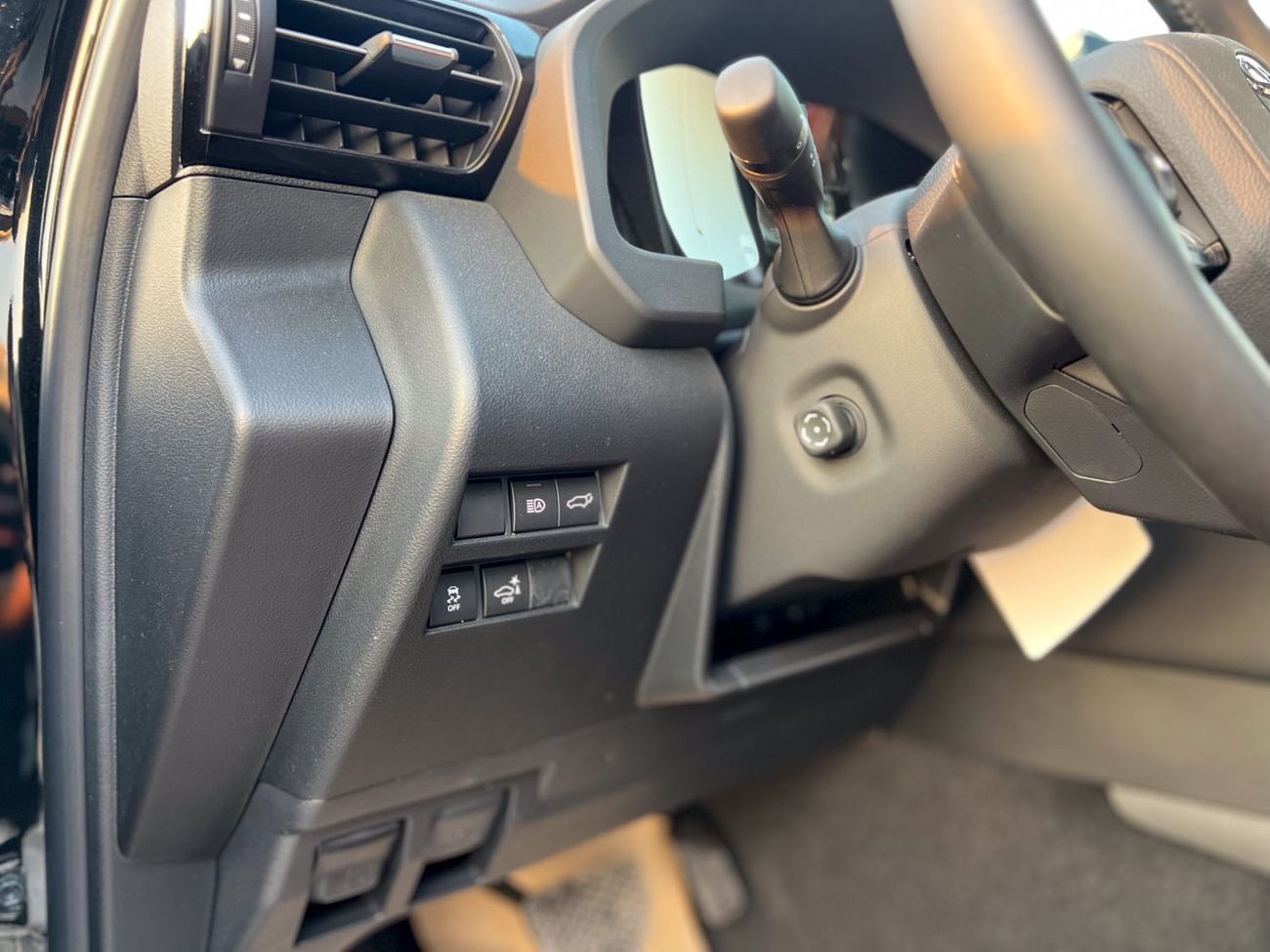 Toyota Land Cruiser 3.5T VXR Hybrid EXPORT PRICE - 2025 LC300 3.5L VXR Hybrid (Highest Spec - Oman)