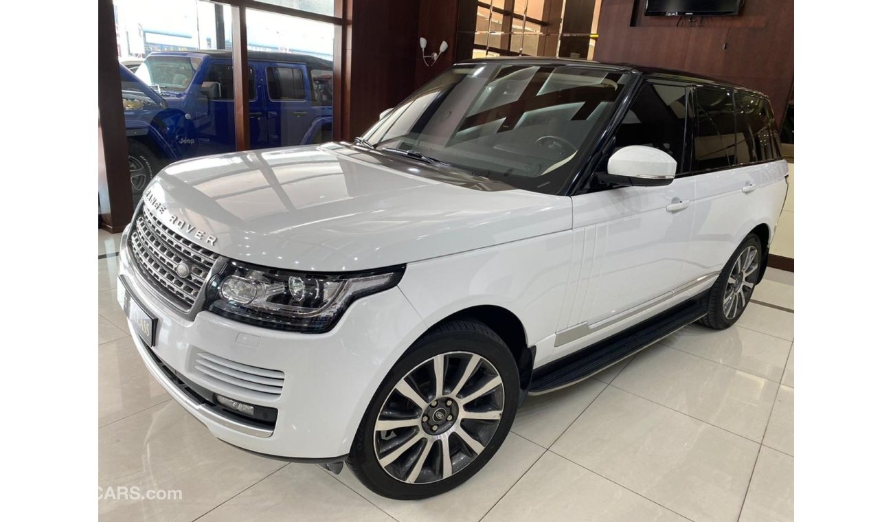 Land Rover Range Rover Vogue HSE Excellent Condition 2014