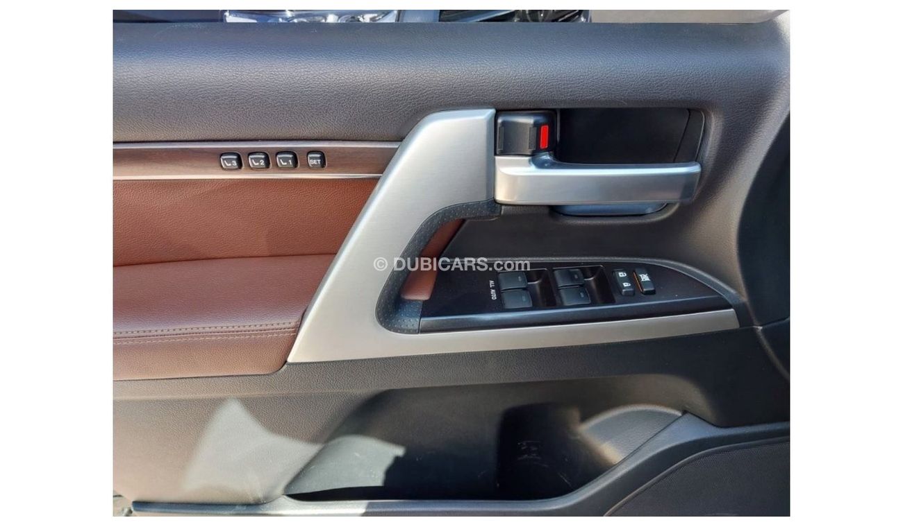 Toyota Land Cruiser TOYATA LANDCRUISER VXR GRANDTOURING V8 5.7