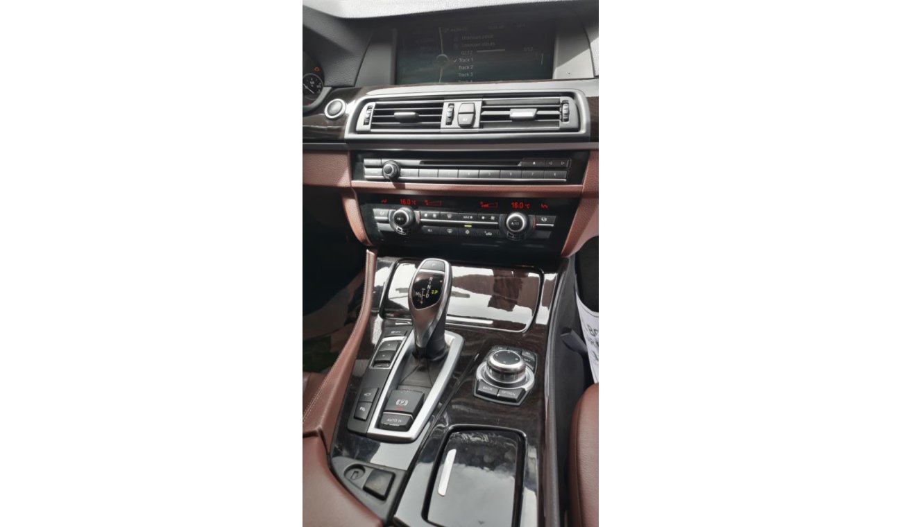 BMW 530i 2013 Model gulf specs full options options clean car