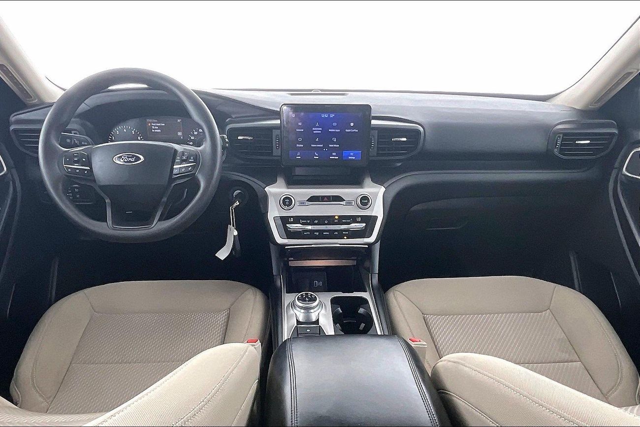 Ford Explorer 3.3 AUTO 4WD BASE CLTH | Guaranteed Warranty | 0 Down Payment