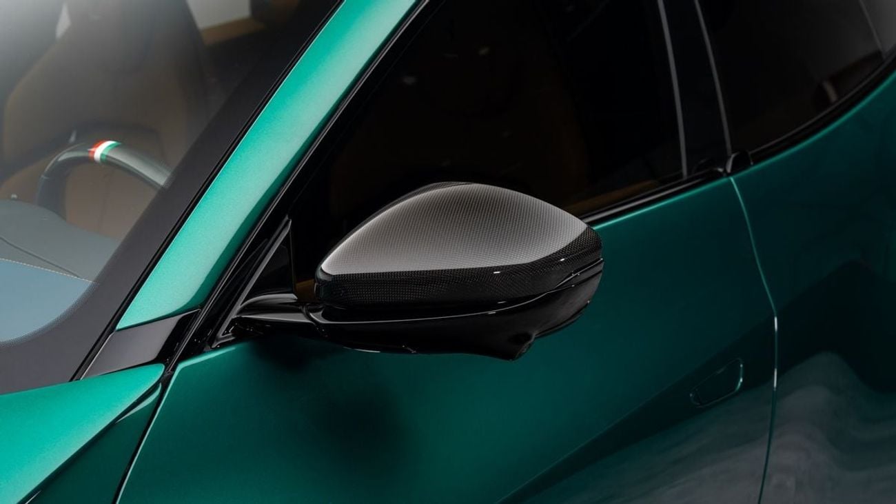 فيراري بوروسانجوي - 2025 - GCC Specs - Under Warranty and Service Contract