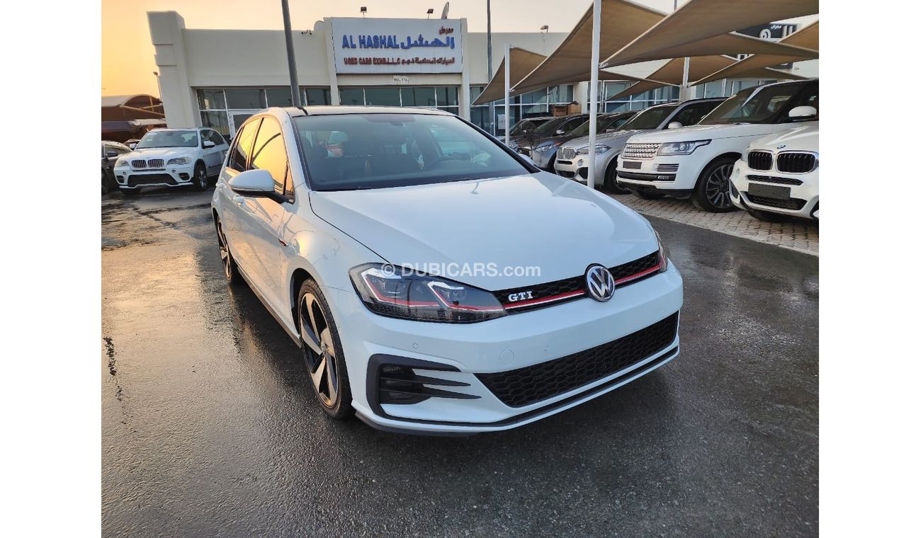 Volkswagen Golf Volkswagen Golf GTI P1 _Gcc_2018_Excellent_Condition _Full option