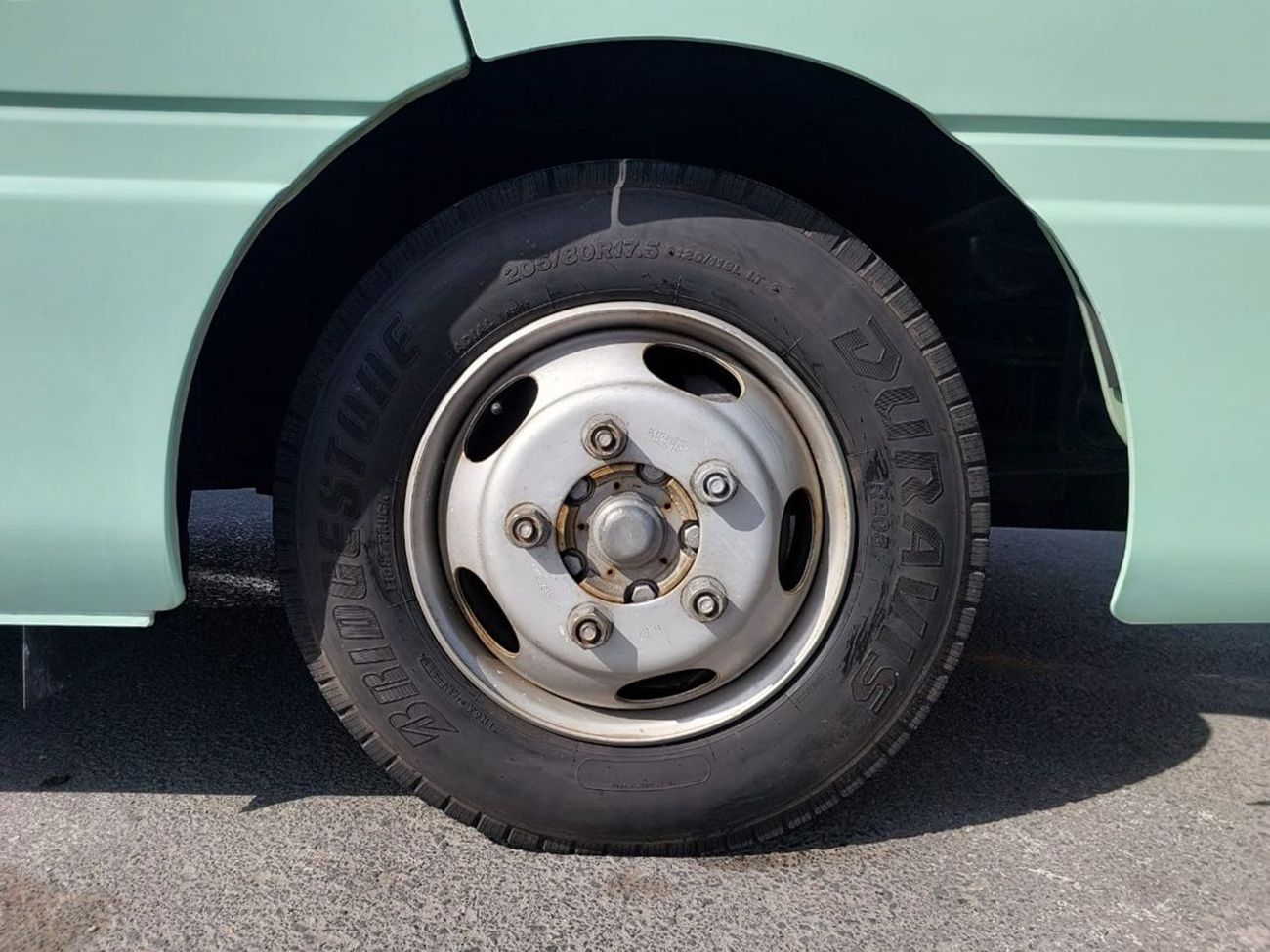 Nissan Civilian NISSAN CIVILIAN BUS RHD 2001 MODEL 4.1 L DIESEL MANUAL(PM10179)