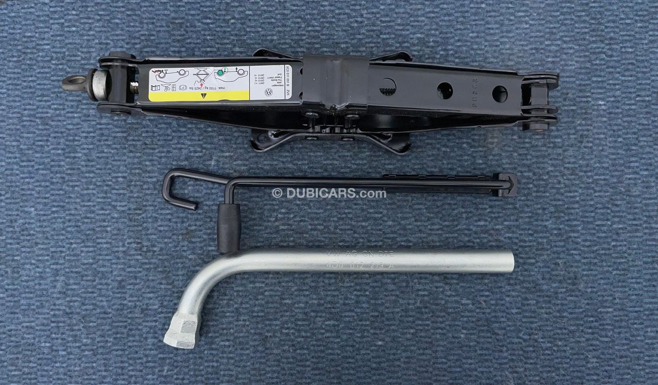 Volkswagen Passat HIGHLINE 2.5 | Under Warranty | Inspected on 150+ parameters