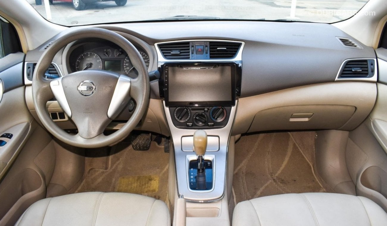 Nissan Sentra 2016 model without accidents, white color, beige interior, Android screen, rear camera, in excellent
