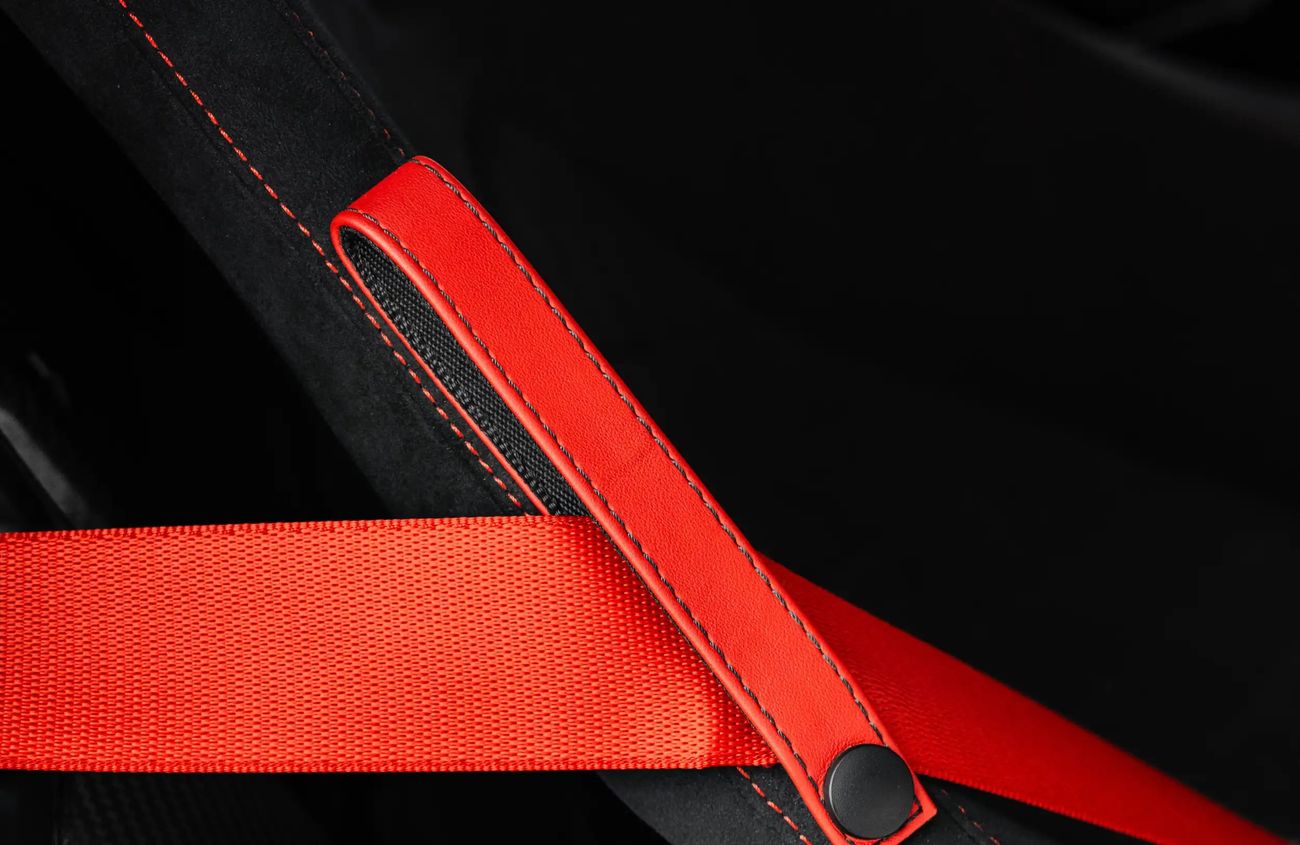 McLaren P1 3.8L V8 Twin-Turbocharged + Electric Motor