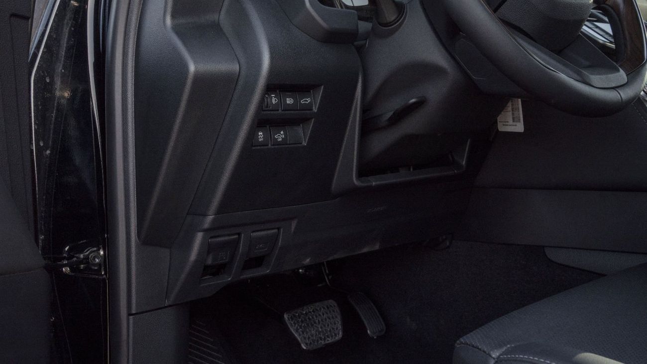 تويوتا لاند كروزر GXR 2026 Toyota Land Cruiser GXR 3.5L AT Petrol (Black-Black)