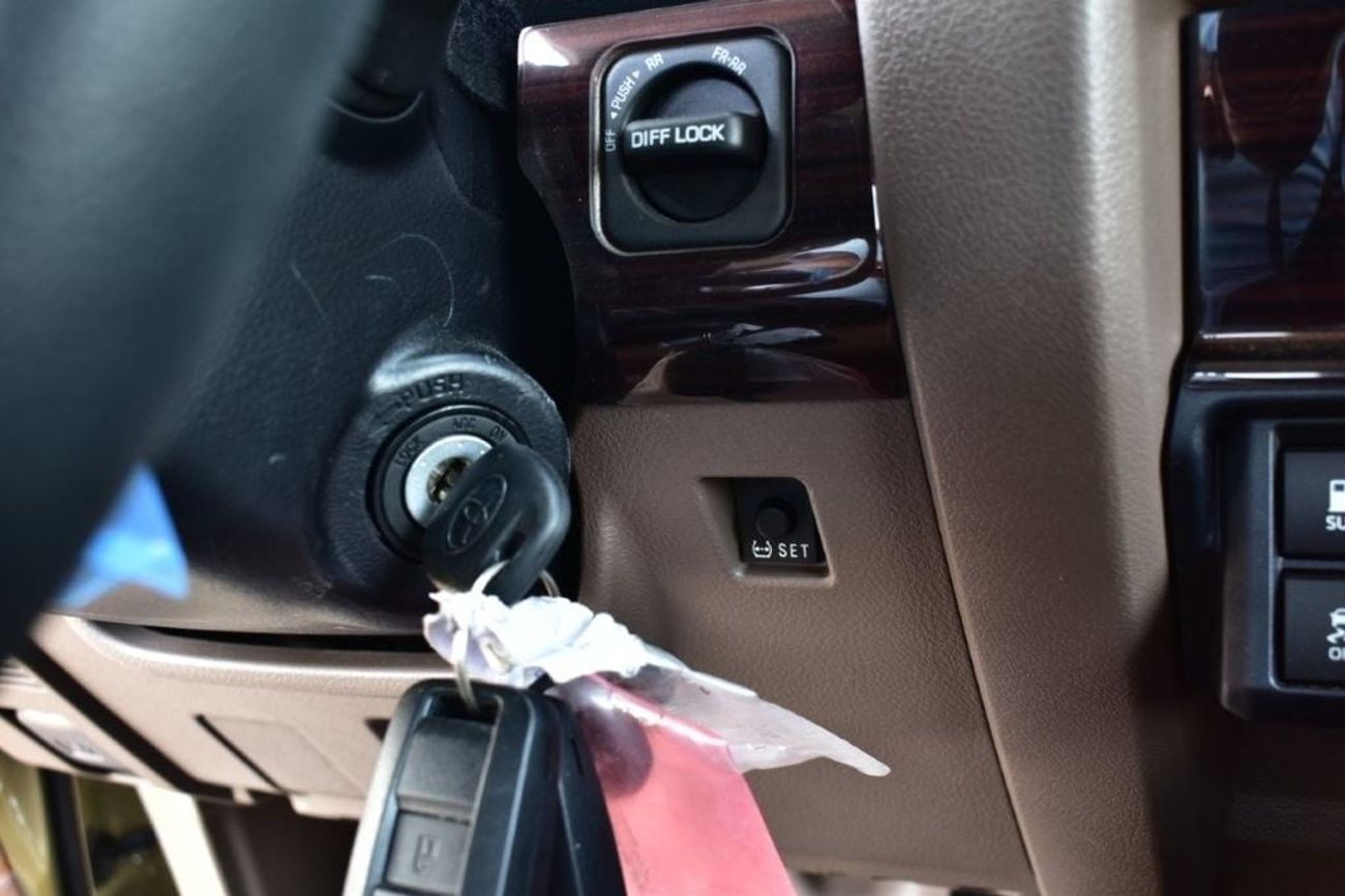 Toyota Land Cruiser Pick Up 2025 MODEL TOYOTA LAND CRUISER 79 SDLX 2.8L DIESEL 4WD AUTOMATIC