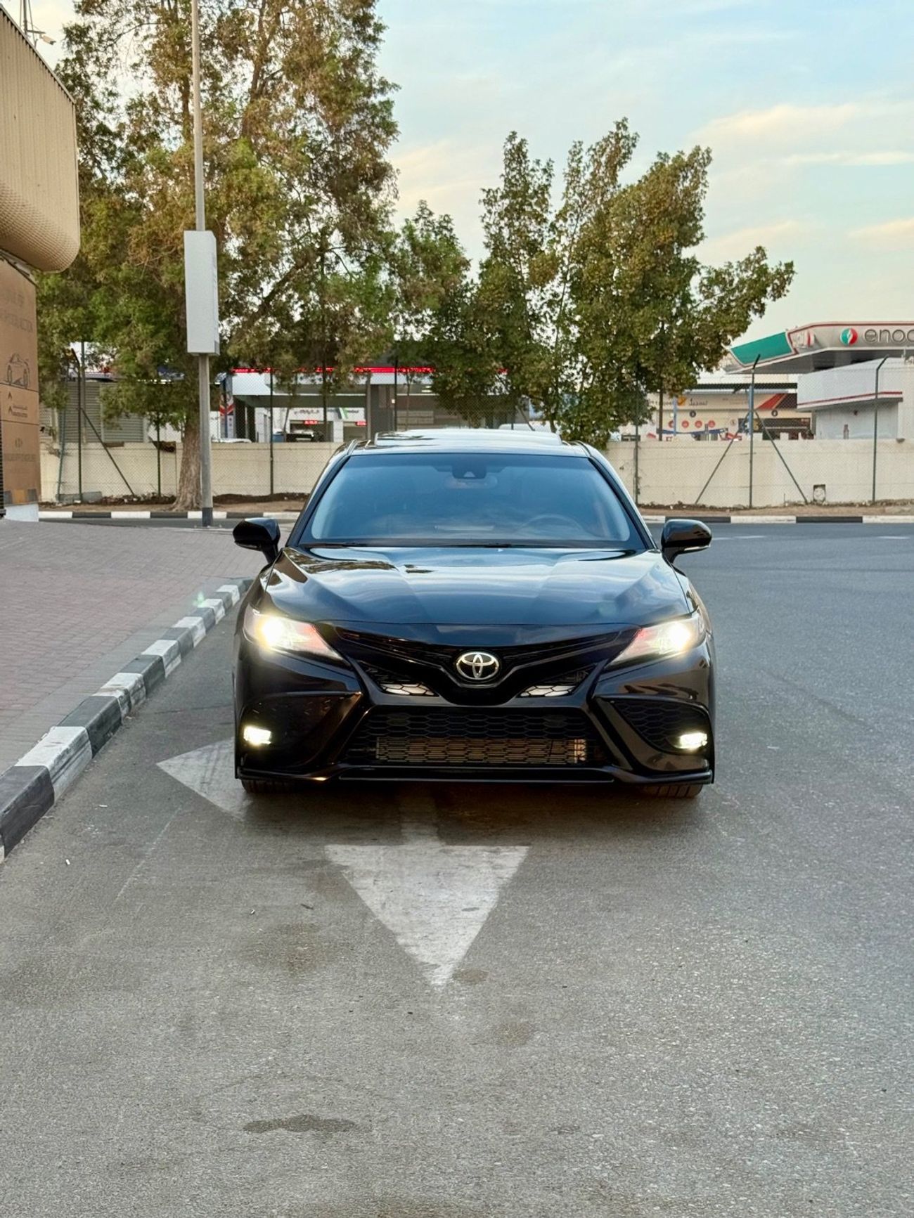 تويوتا كامري SE 2.5L (204 HP)