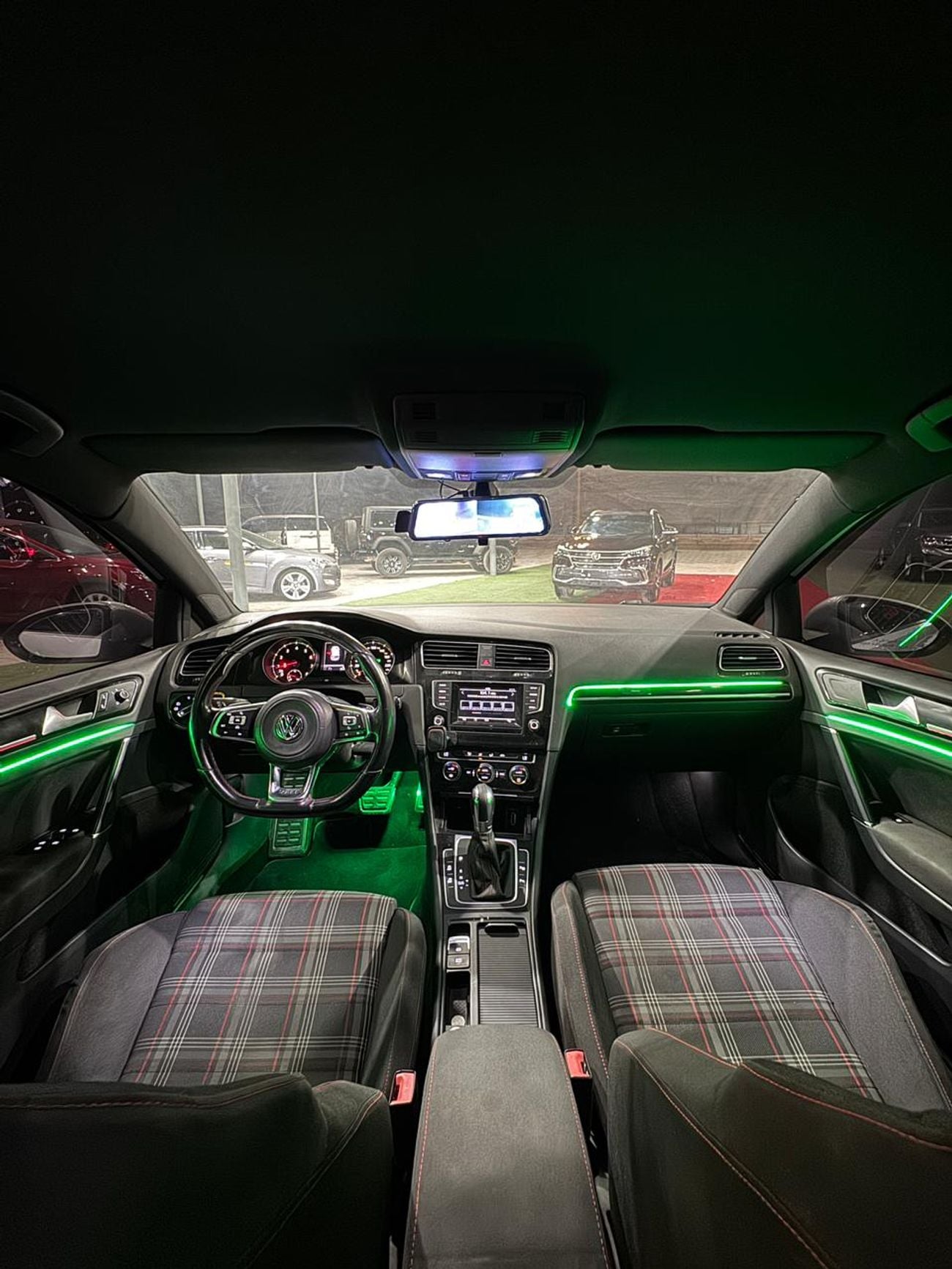 Volkswagen Golf GTI SE