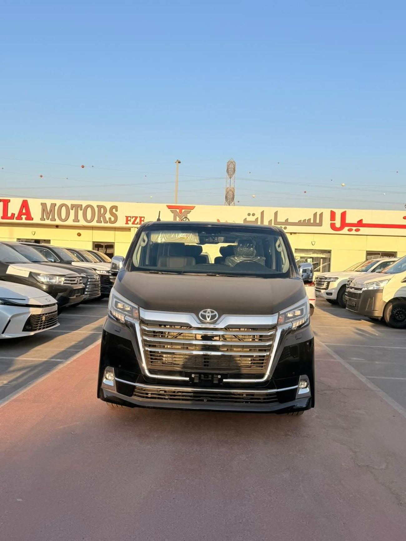 Toyota Granvia PREMIUM Luxury