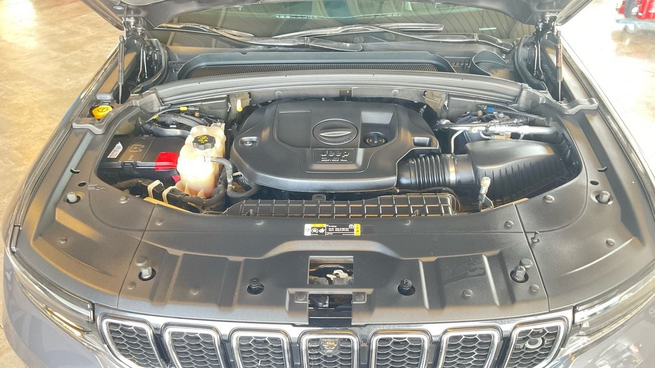 جيب جراند شيروكي 3.6 OVERLAND 2 ROW 4WD AUTO | شامل الضمان | 0 ﺪﻔﻋﺓ ﺃﻮﻟﻯ