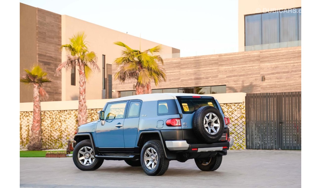 Toyota FJ Cruiser 2,135 P.M | 0% Downpayment | Immaculate Condition