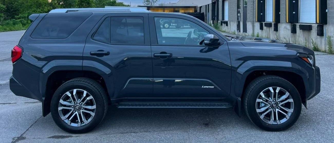 Toyota 4Runner Limited 7-Seater