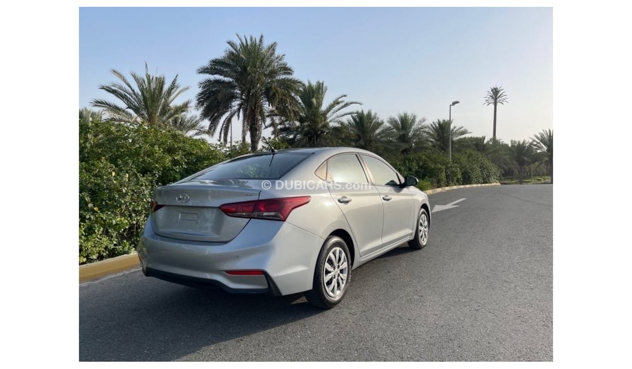 Hyundai Accent GL Hyundai Accent  (GCC  _ SPEC) - mobile 2020 - VERY GOOD CONDITION