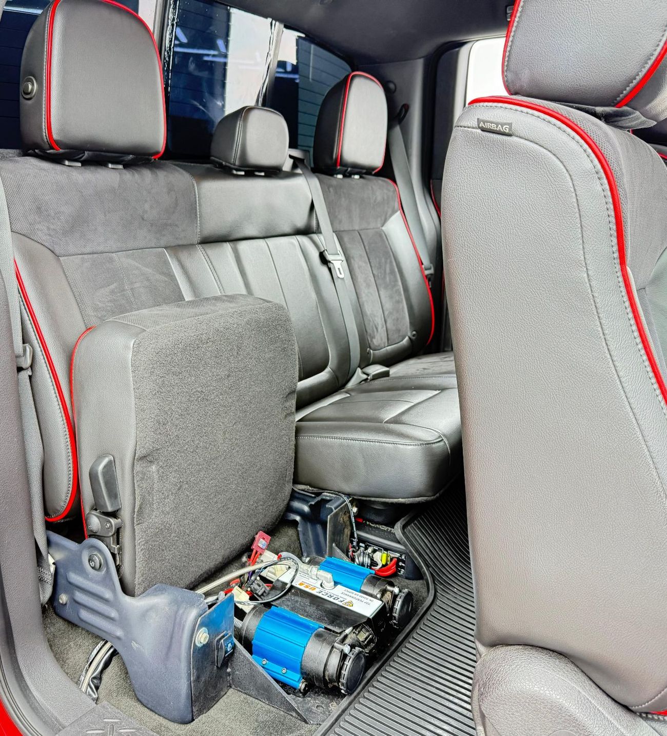 Ford F 150 2014 Ford F-150 FX4, Full Service History, Excellent Condition, GCC