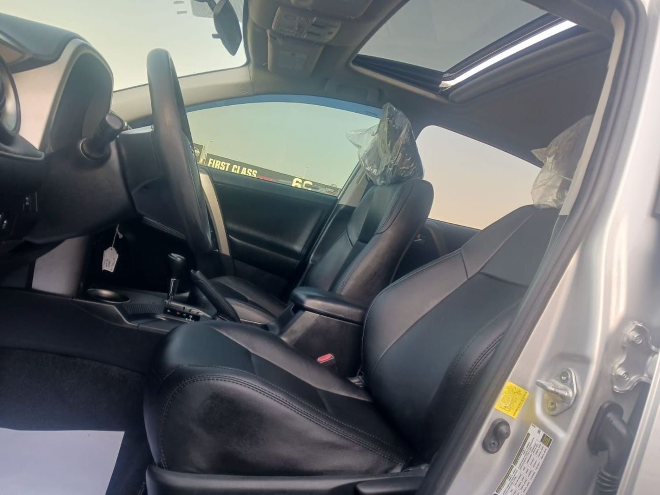 Toyota RAV4 Toyota Rav4 2015 XLE 4x4