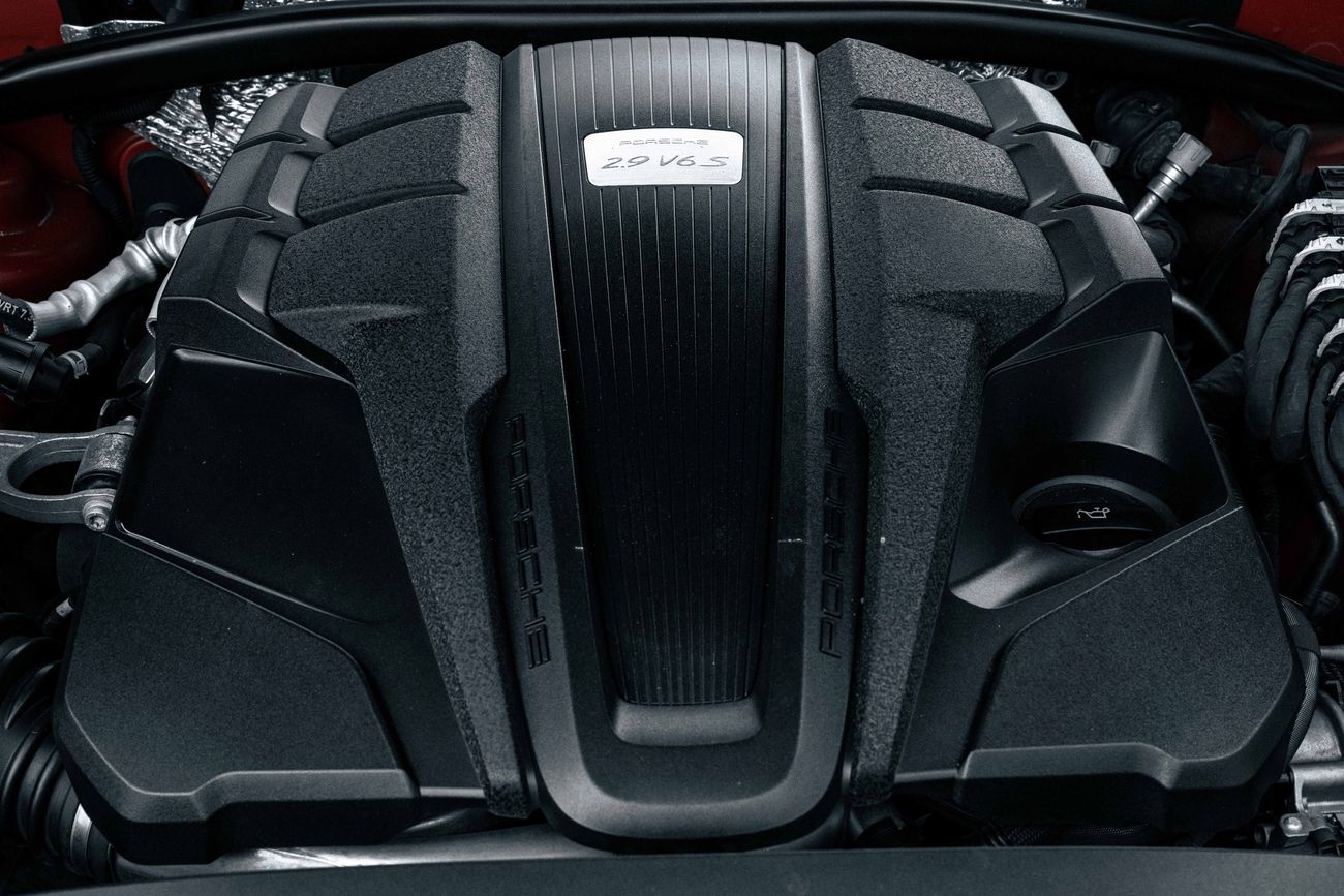 بورش ماكان 4,700 P.M | Macan S | Full Porsche Service History | 0% Downpayment
