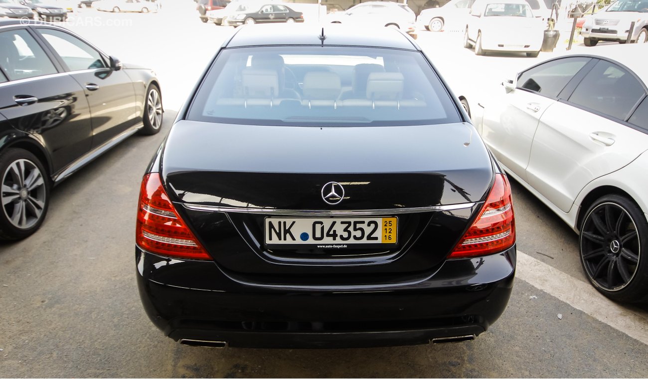 Mercedes-Benz S 500