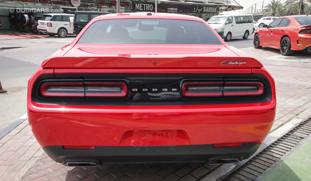 Dodge Challenger RT, 5.7L V8 HEMI, GCC with Warranty Until 2020