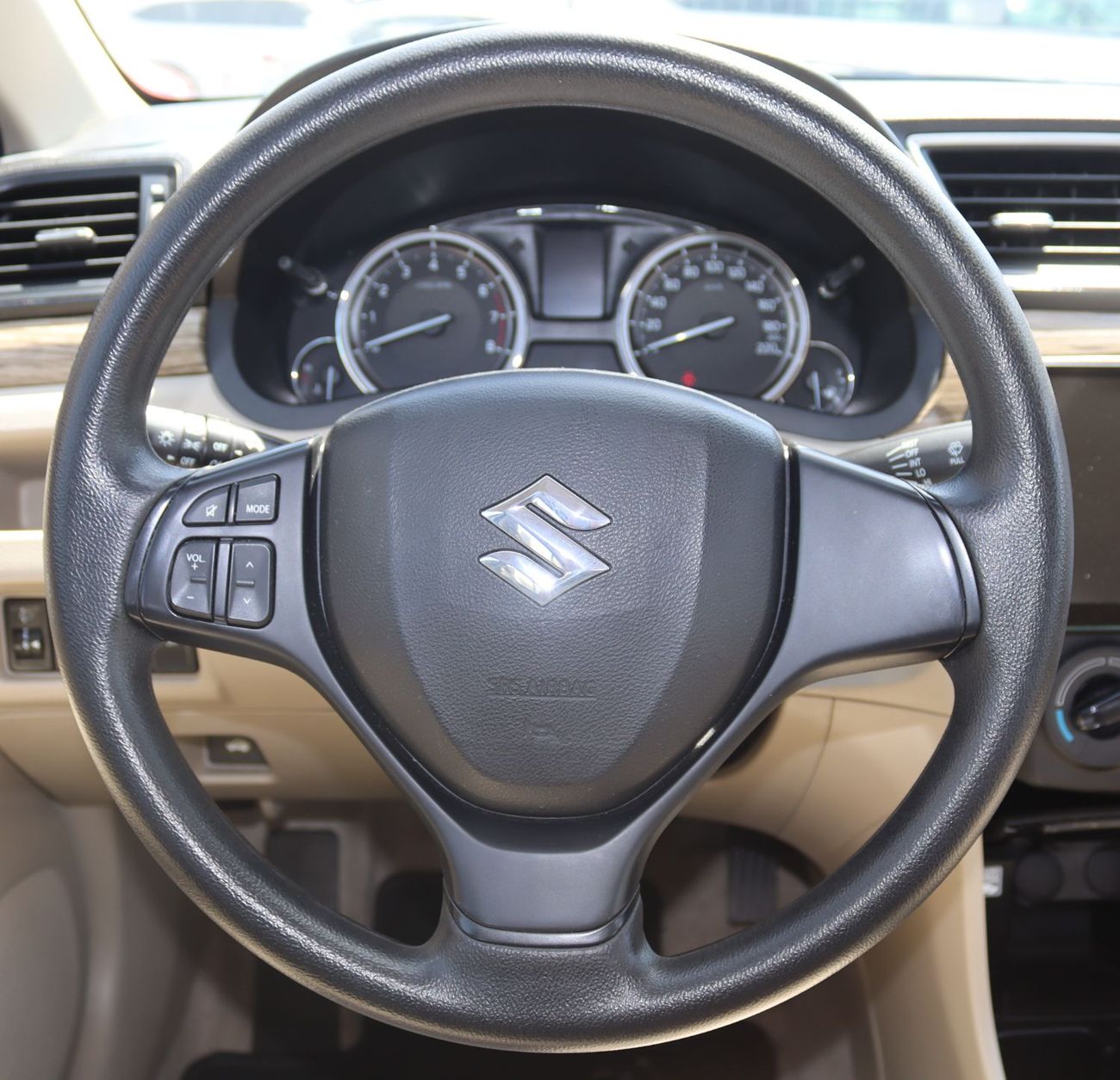 Suzuki Ciaz Suzuki Ciaz - 2023 - GCC - Accident-Free - 1.5L - Excellent Condition