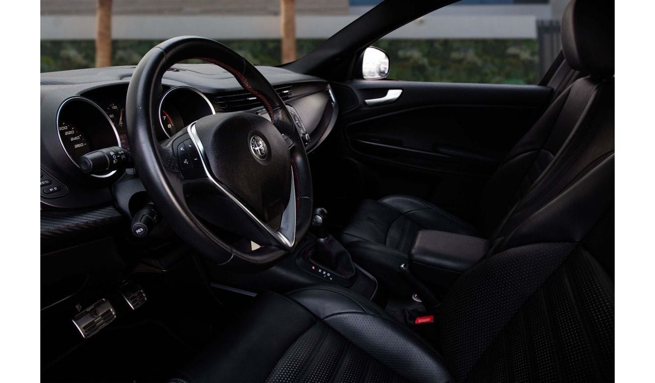 Alfa Romeo Giulietta VELOCE | 1,351 P.M  | 0% Downpayment | Agency Warranty!