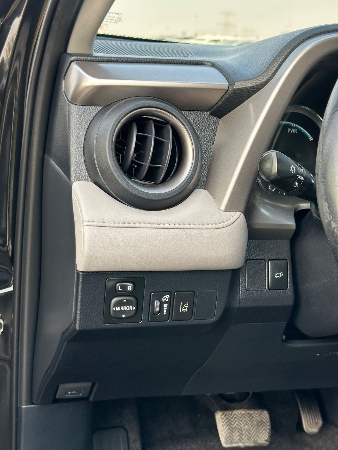 Toyota RAV4 Limited Hybrid Full Option 2018