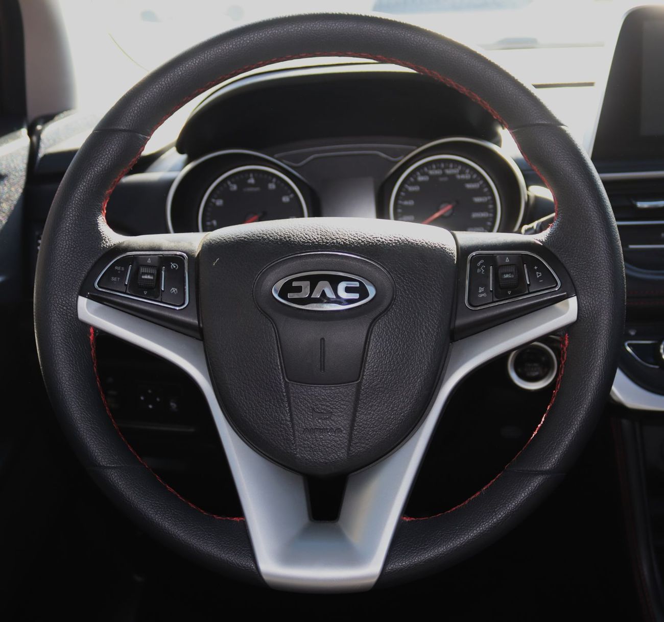 JAC JS3 JAC JS3 Tubro - GCC - 2023 - 1.5L - no accidents, low mileage -in excellent condition