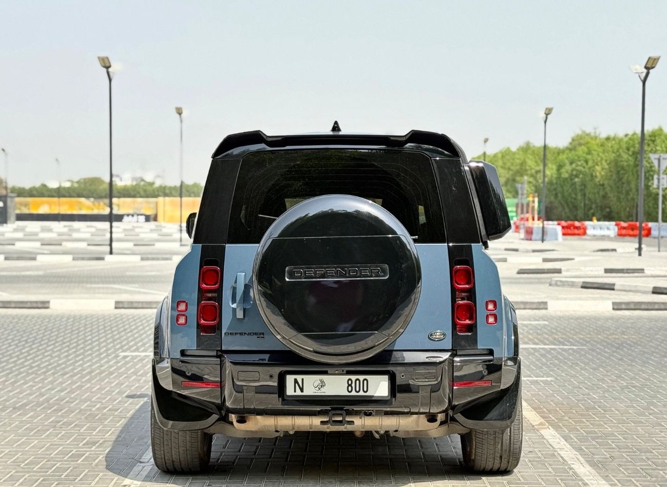 لاند روفر ديفندر P300 110 S 2.0L (5 Seater)