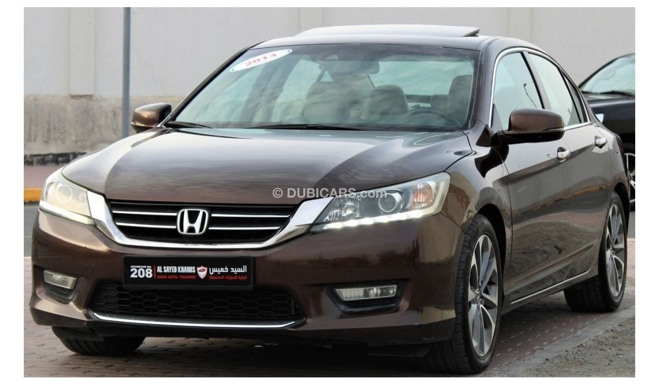 هوندا أكورد هوندا أكورد 2013 خليجي بحالة ممتازة فل اوبشن رقم واحد بدون حوادث نظيفه جدا من الداخل والخارج