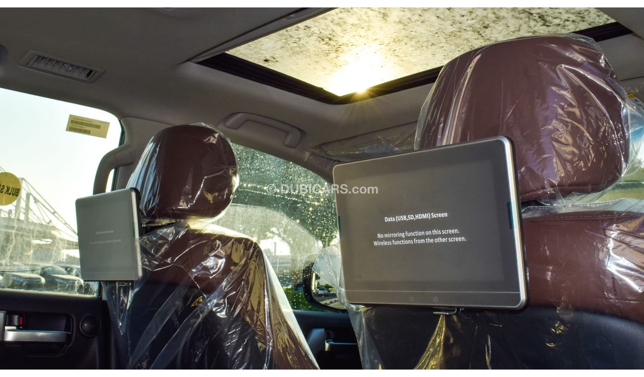 Toyota Land Cruiser VXR Grand Touring