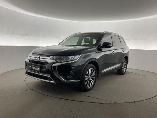 ميتسوبيشي آوتلاندر GLX Midline | National Day Celebration | شامل الضمان | 0 ﺪﻔﻋﺓ ﺃﻮﻟﻯ