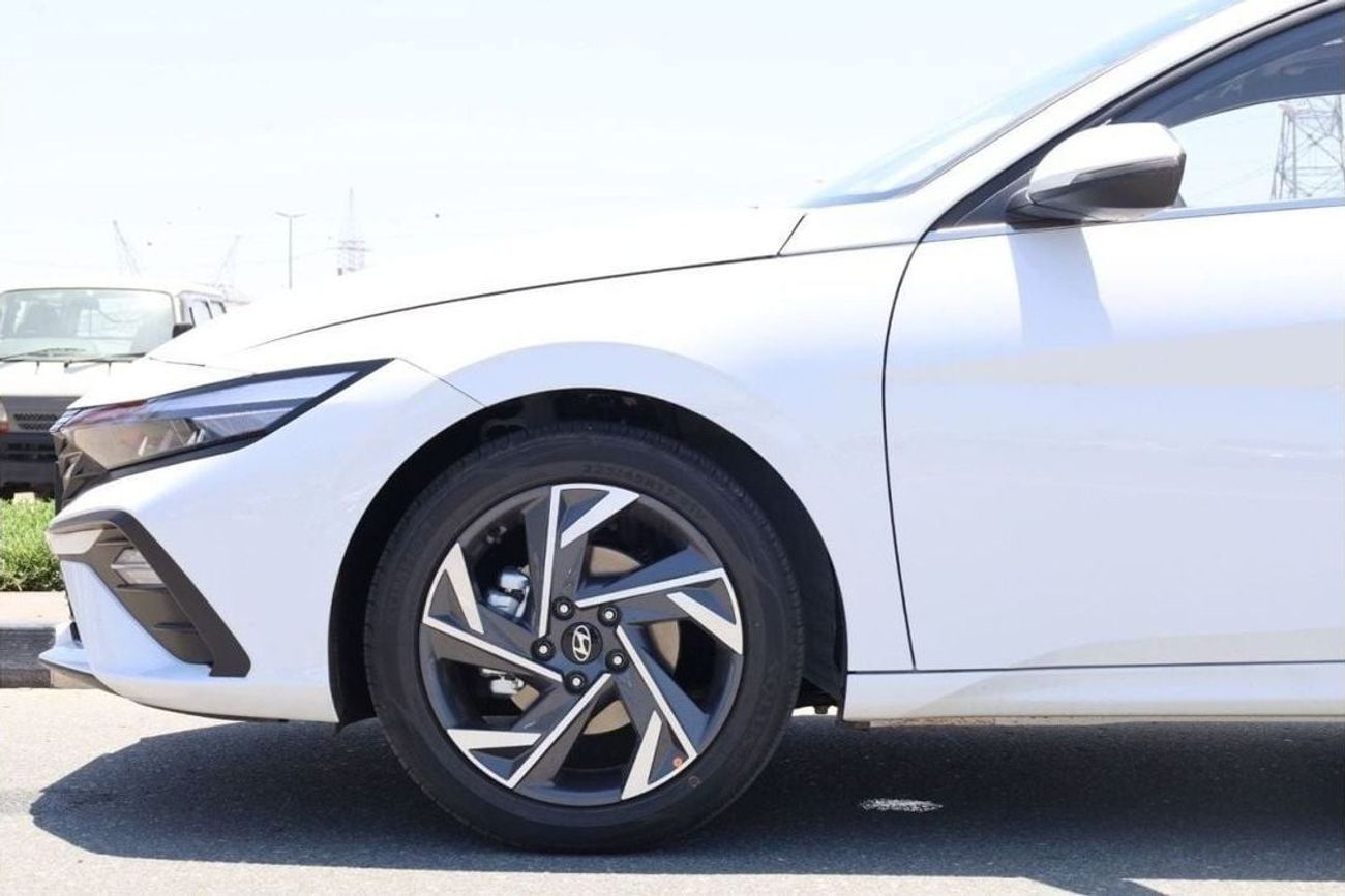 هيونداي إلانترا HYUNDAI_ELANTRA_GLX_1.5L_2024_FULL_OPTIONS
