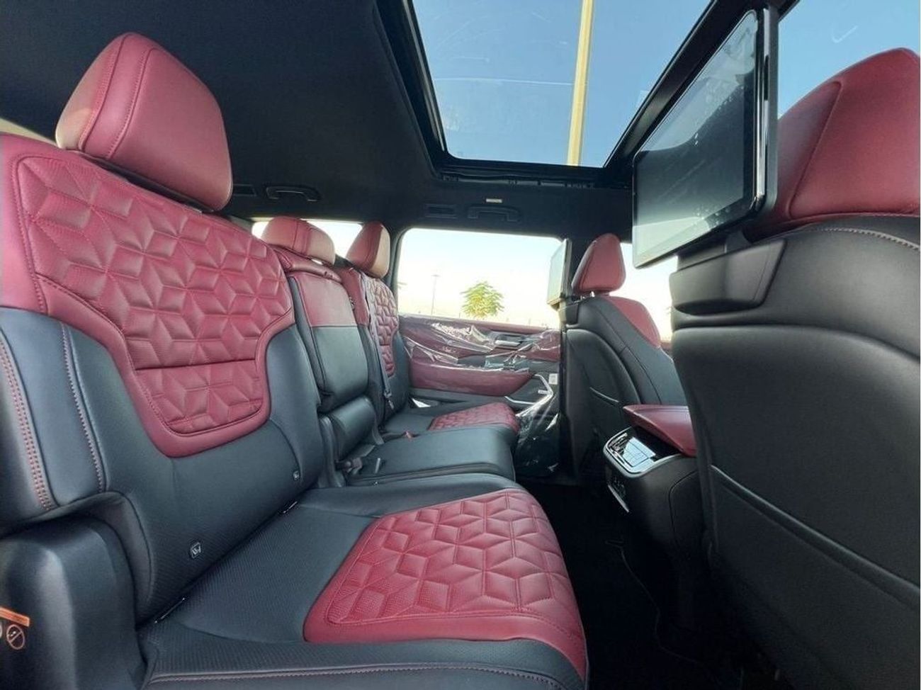 Nissan Patrol Nissan Patrol Platinum 3.5L Twin Turbo V6T (new shape)...