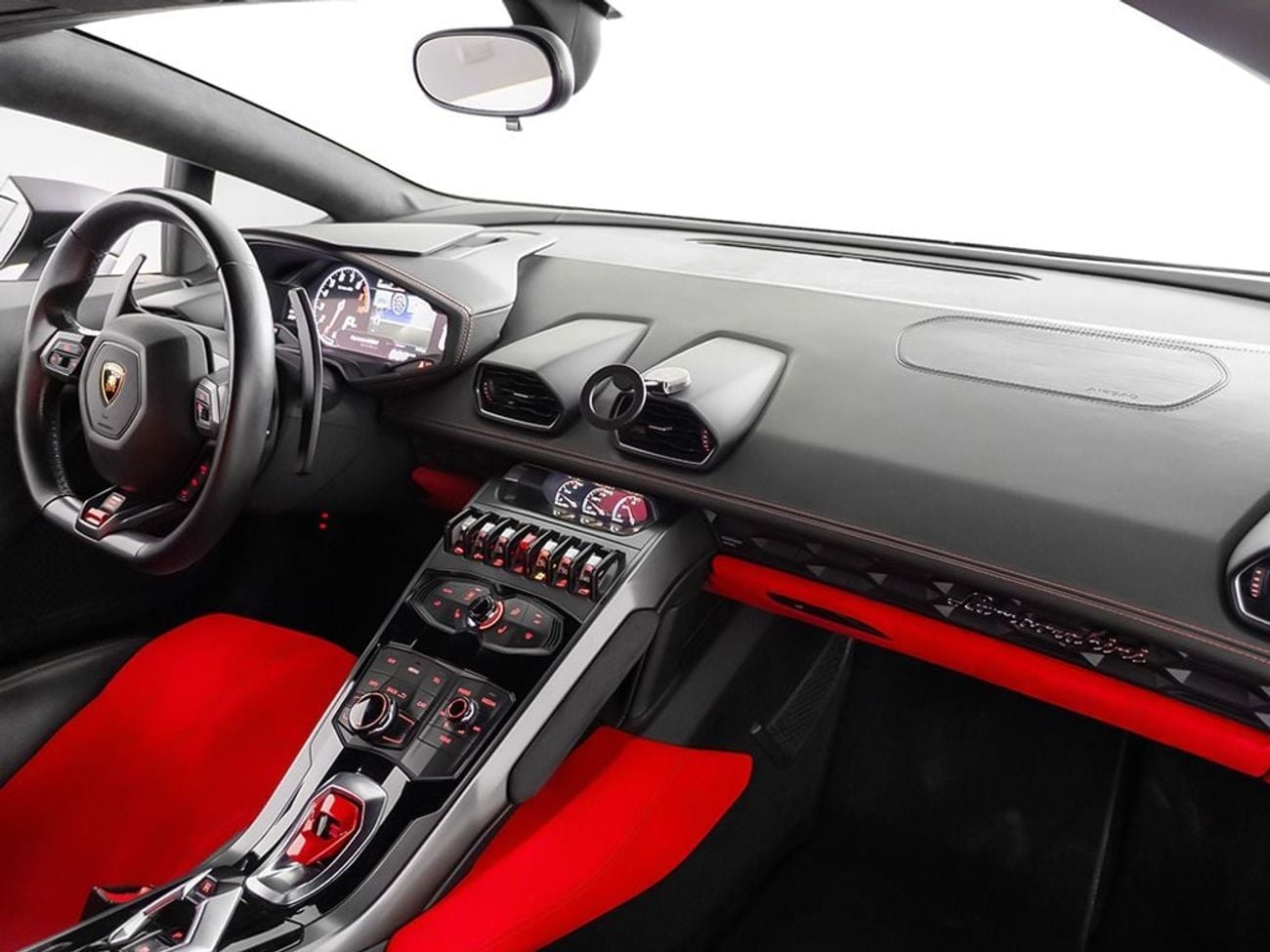 لامبورغيني هوراكان 2016 Lamborghini Huracan LP580-2 Coupe