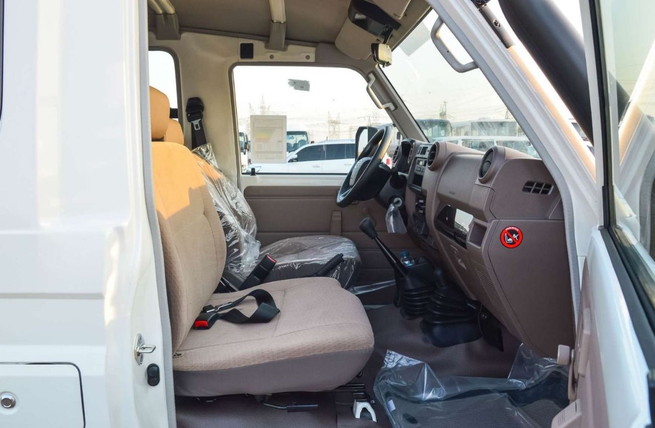 Toyota Land Cruiser 70 LC78 Hardtop 3 Doors Long , M/T , 4.0L Petrol V6 Two Tank 2025 Model