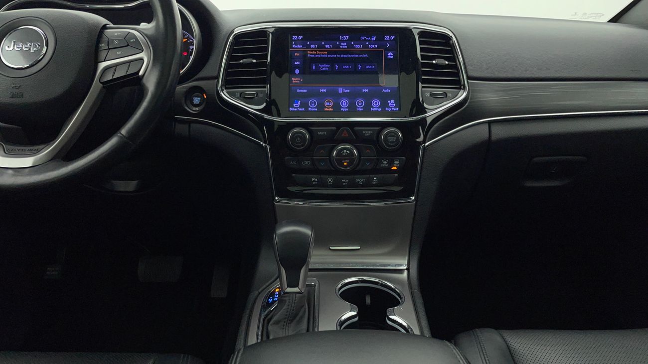 جيب جراند شيروكي LIMITED 3.6 | بدون دفعة مقدمة | اختبار القيادة في المنزل