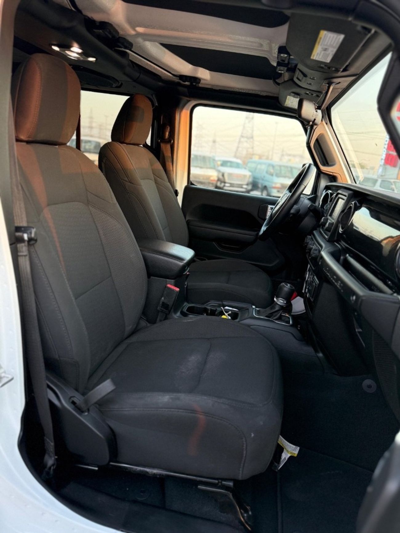 جيب رانجلر Unlimited Sport S 2.0L A/T