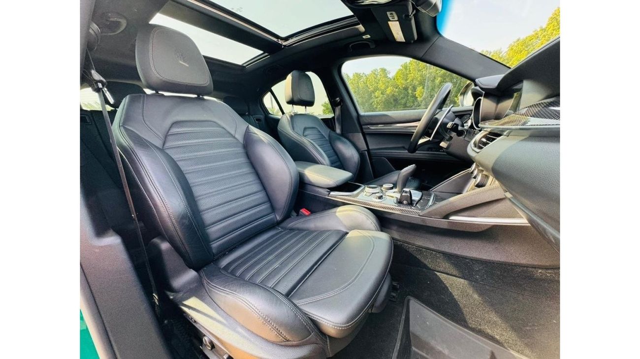 ألفا روميو ستيلفيو سوبر