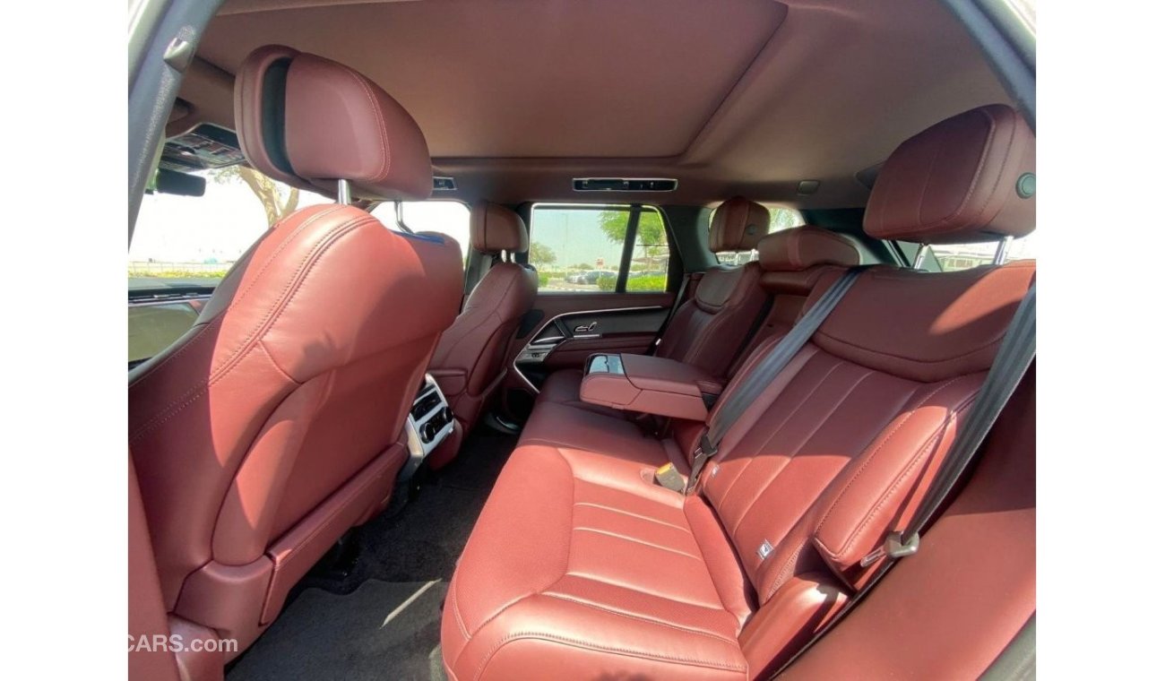 لاند روفر رينج روفر GCC SPEC UNDER WARRANTY AND SERVICE CONTRACT