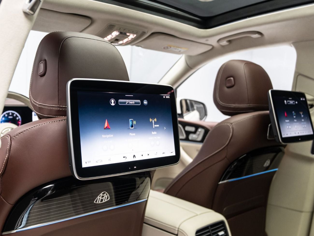 مرسيدس مايباخ gls600 مايباخ BUY NOW, PAY 2027 | THE BLACKLINE STANDARD | 2029 Mercedes Warranty + Service Contract, Low KMs, GCC