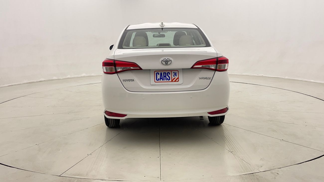 تويوتا يارس E 1.5 | بدون دفعة مقدمة | اختبار القيادة في المنزل